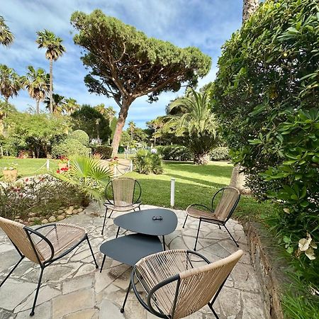 La Badine 5P Plage Piscine Clim Jacuzzi Parc Luxuriant Hyères Екстериор снимка