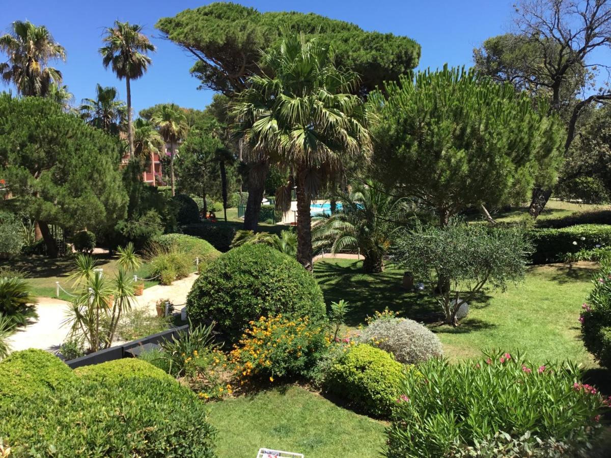 La Badine 5P Plage Piscine Clim Jacuzzi Parc Luxuriant Hyères Екстериор снимка