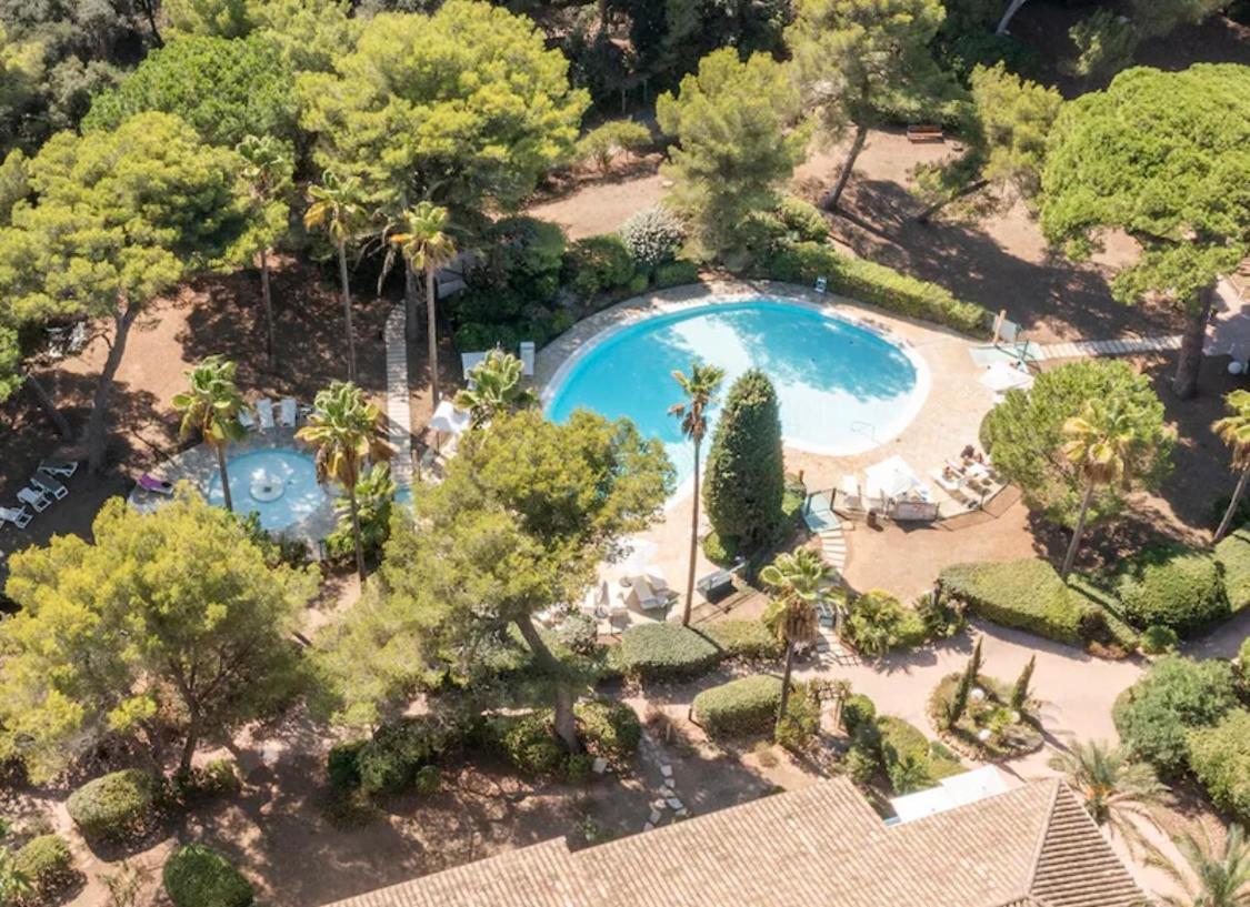 La Badine 5P Plage Piscine Clim Jacuzzi Parc Luxuriant Hyères Екстериор снимка